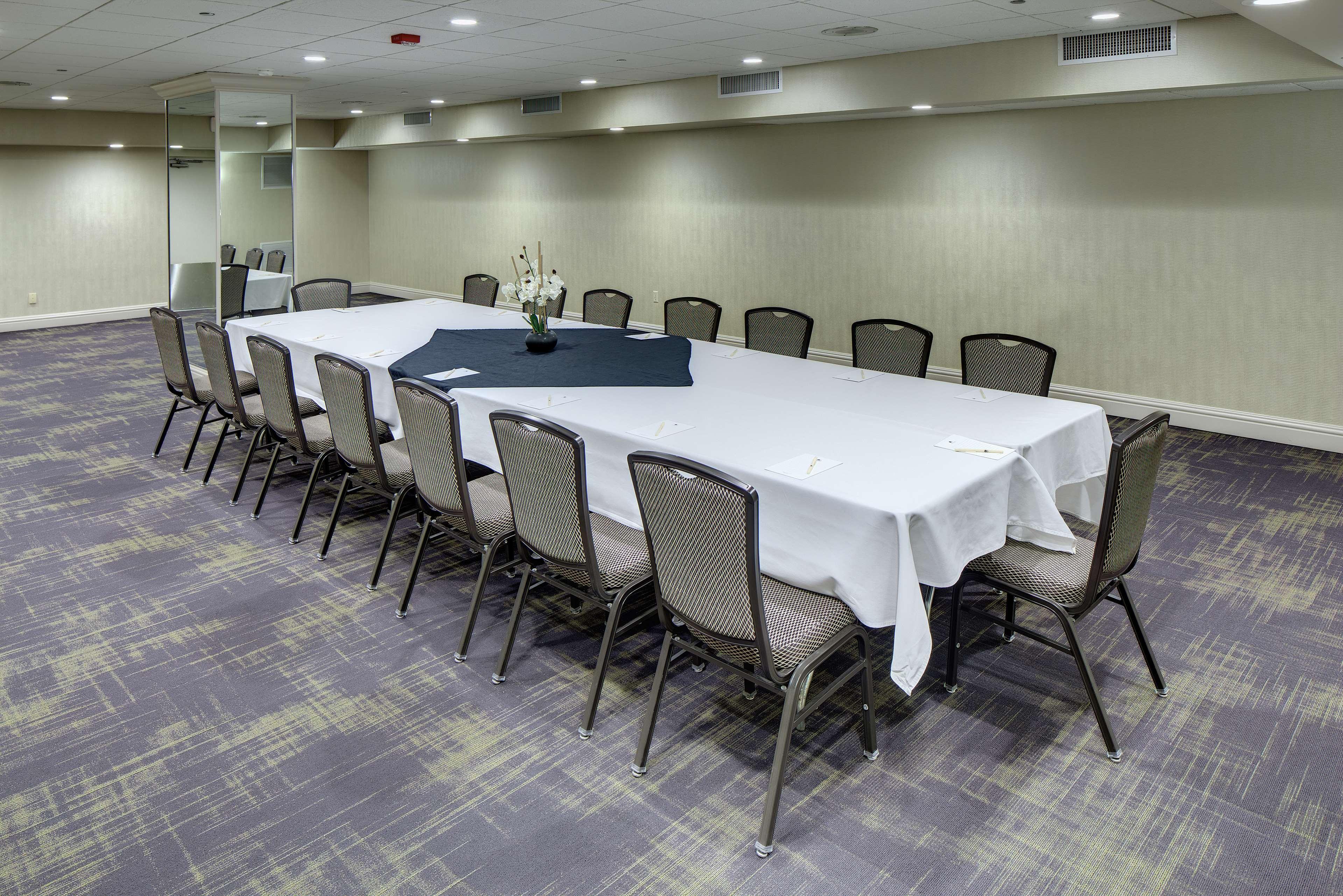 Doubletree By Hilton Madison Downtown Hotel Luaran gambar