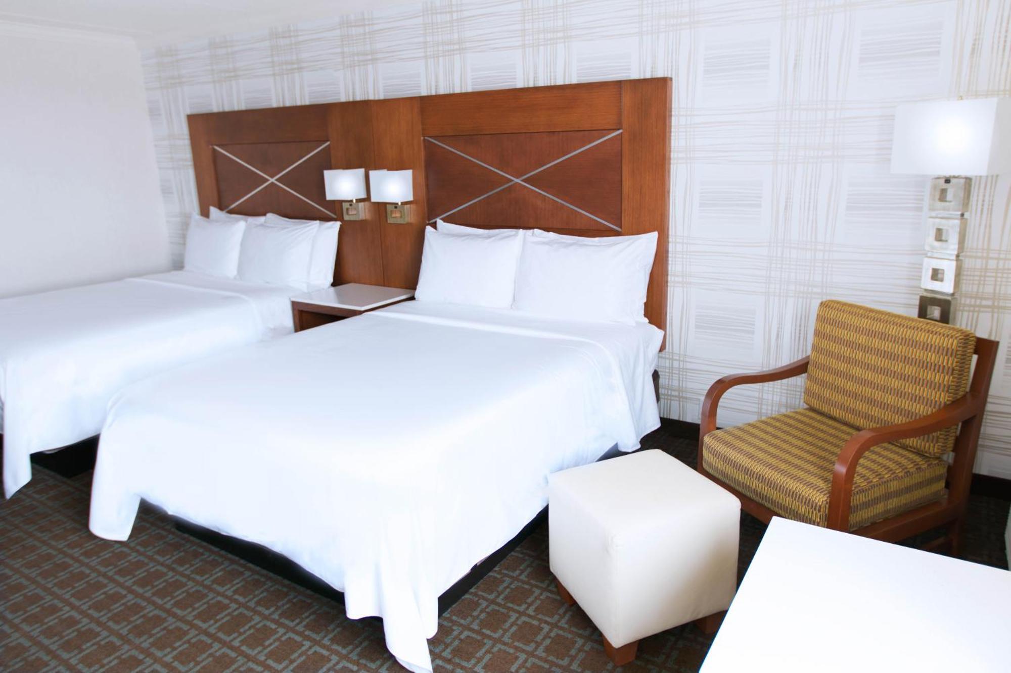 Doubletree By Hilton Madison Downtown Hotel Bilik gambar